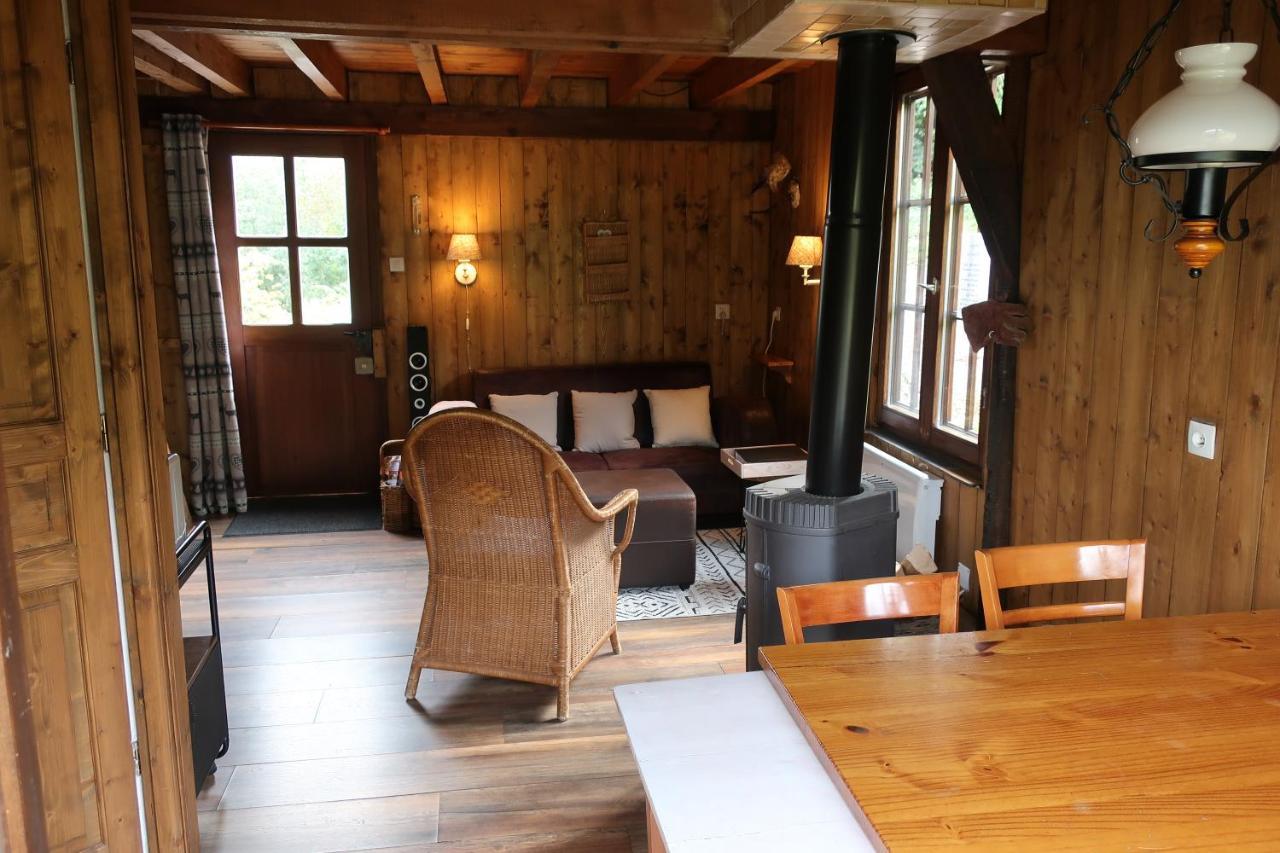 Gîte et chambres d'hôtes le Chêne Ban-sur-Meurthe-Clefcy Exterior foto